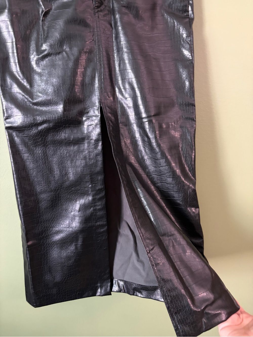 Zara Black Crocodile Faux Leather Midi Skirt Front Slit Sz M - Picture 5 of 9